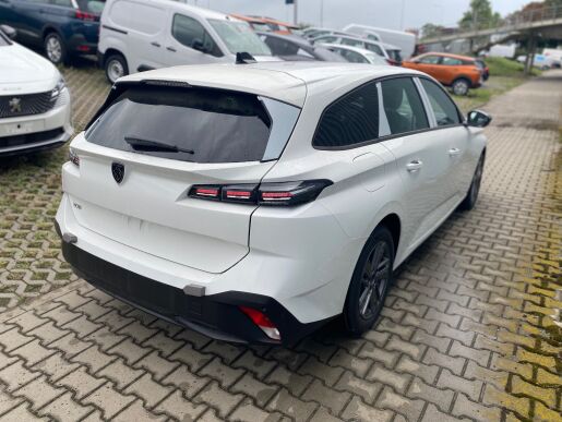 Peugeot 308 SW ACTIVE BlueHDi 130 EAT8 - 9058