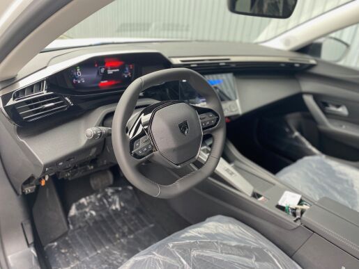 Peugeot 308 SW ACTIVE BlueHDi 130 EAT8 - 9058