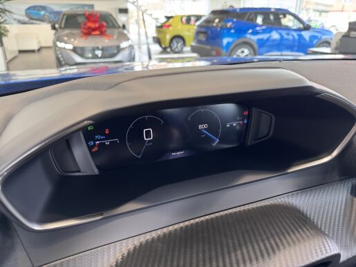 Peugeot 2008 ALLURE, Pack Vision, 7let záruka