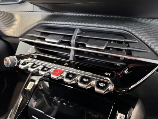 Peugeot 2008 ALLURE, Pack Vision, 7let záruka