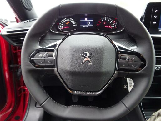 Peugeot 2008 ACTIVE PACK 1.2 PT 130k MAN6