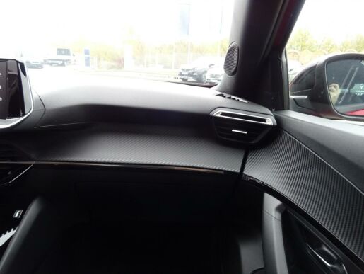 Peugeot 2008 ACTIVE PACK 1.2 PT 130k MAN6