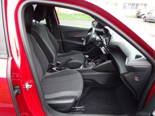 Peugeot 2008 ACTIVE PACK 1.2 PT 130k MAN6
