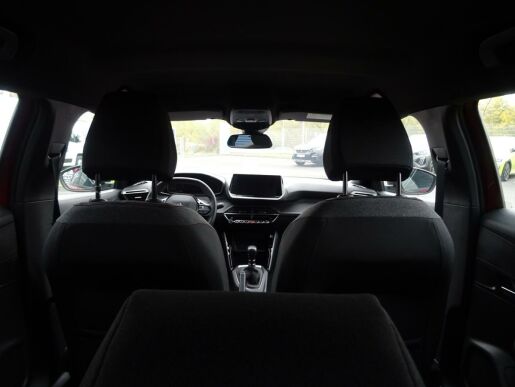 Peugeot 2008 ACTIVE PACK 1.2 PT 130k MAN6