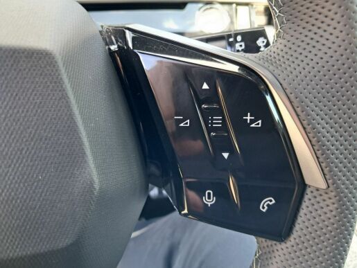 Peugeot 5008 E-5008 GT Elektromotor 157 kW
