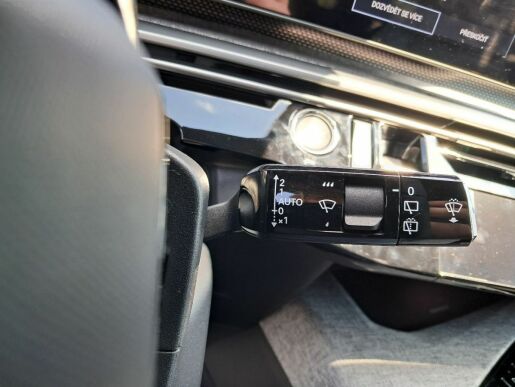 Peugeot 5008 E-5008 GT Elektromotor 157 kW