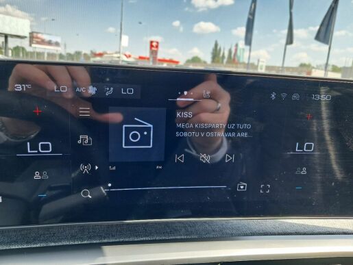 Peugeot 5008 E-5008 GT Elektromotor 157 kW