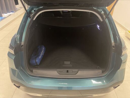 Peugeot 308 1,5 BlueHDi130  EAT8  SW ALLUR