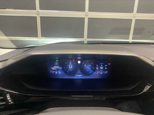 Peugeot 308 1,5 BlueHDi130  EAT8  SW ALLUR