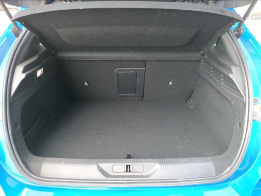 Peugeot 308 1,6 ALLURE PACK HYBRID 180 e-EAT8