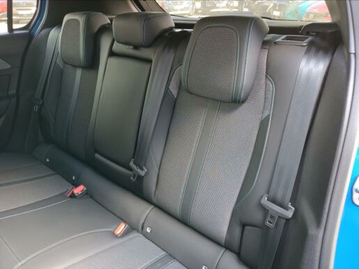 Peugeot 308 1,6 ALLURE PACK HYBRID 180 e-EAT8