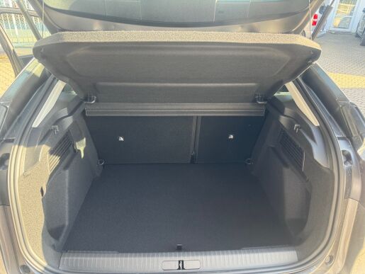 Citroën C4 YOU 1.2 PureTech 100k MAN6 + KAMERA