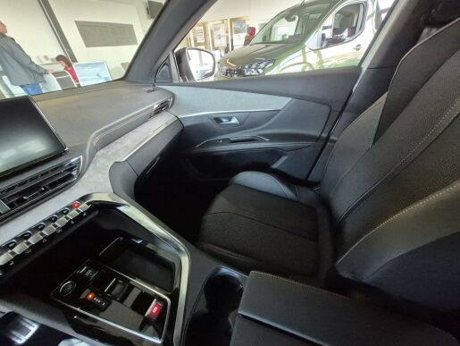 Peugeot 5008 GT BlueHDi 130 S&S EAT8