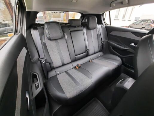 Peugeot 308 ALLURE 1.5 BHDi 130k EAT8
