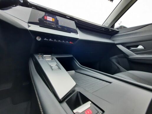 Peugeot 308 ALLURE 1.5 BHDi 130k EAT8