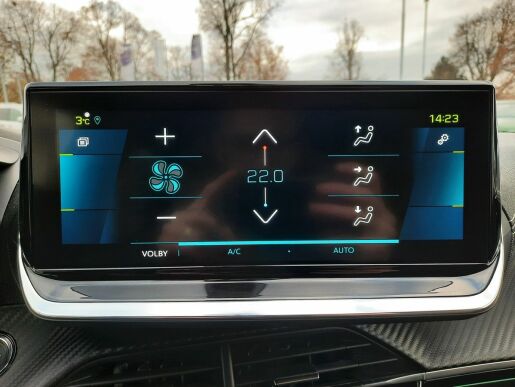 Peugeot 208 e-GT EL100kW 1.MAJ!