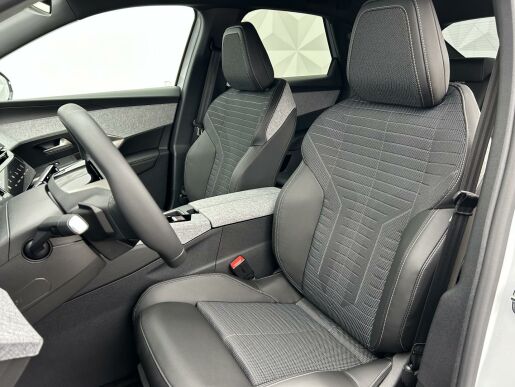 Peugeot 3008 ALLURE Hybrid 136 e-DCS6