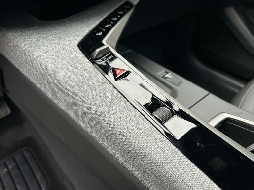 Peugeot 3008 ALLURE Hybrid 136 e-DCS6