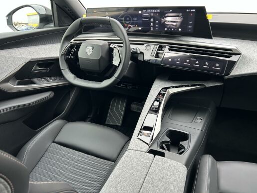 Peugeot 3008 ALLURE Hybrid 136 e-DCS6