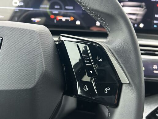 Peugeot 3008 ALLURE Hybrid 136 e-DCS6