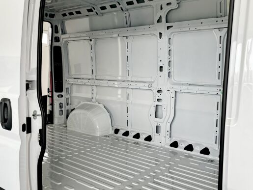 Citroën Jumper 9590 33 L2H2 2.2 BlueHDi 140 S&S Man 6                                      