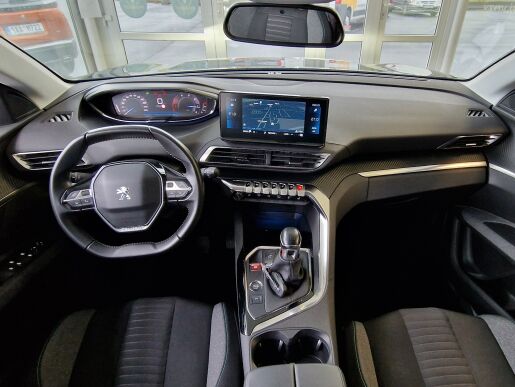Peugeot 5008 STYLE 1.5BlueHDi 130k MAN6 7MÍST