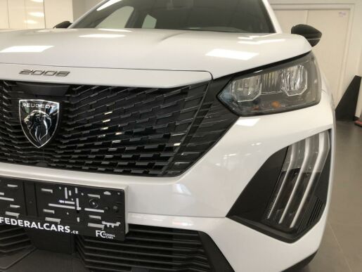 Peugeot 2008 STYLE PureTech 100 S&S MAN6