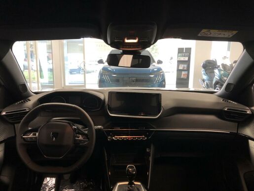 Peugeot 2008 STYLE PureTech 100 S&S MAN6
