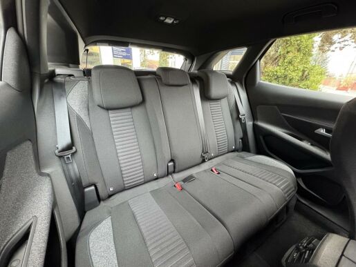 Peugeot 3008 ActivePack 1.5 BlueHDi 130k EA