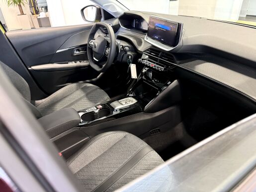 Peugeot 208 STYLE Hybrid 110k, Automat