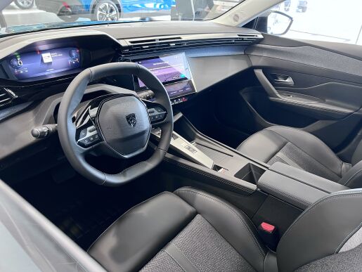 Peugeot 308 SW ALLURE 130 koní, Automat