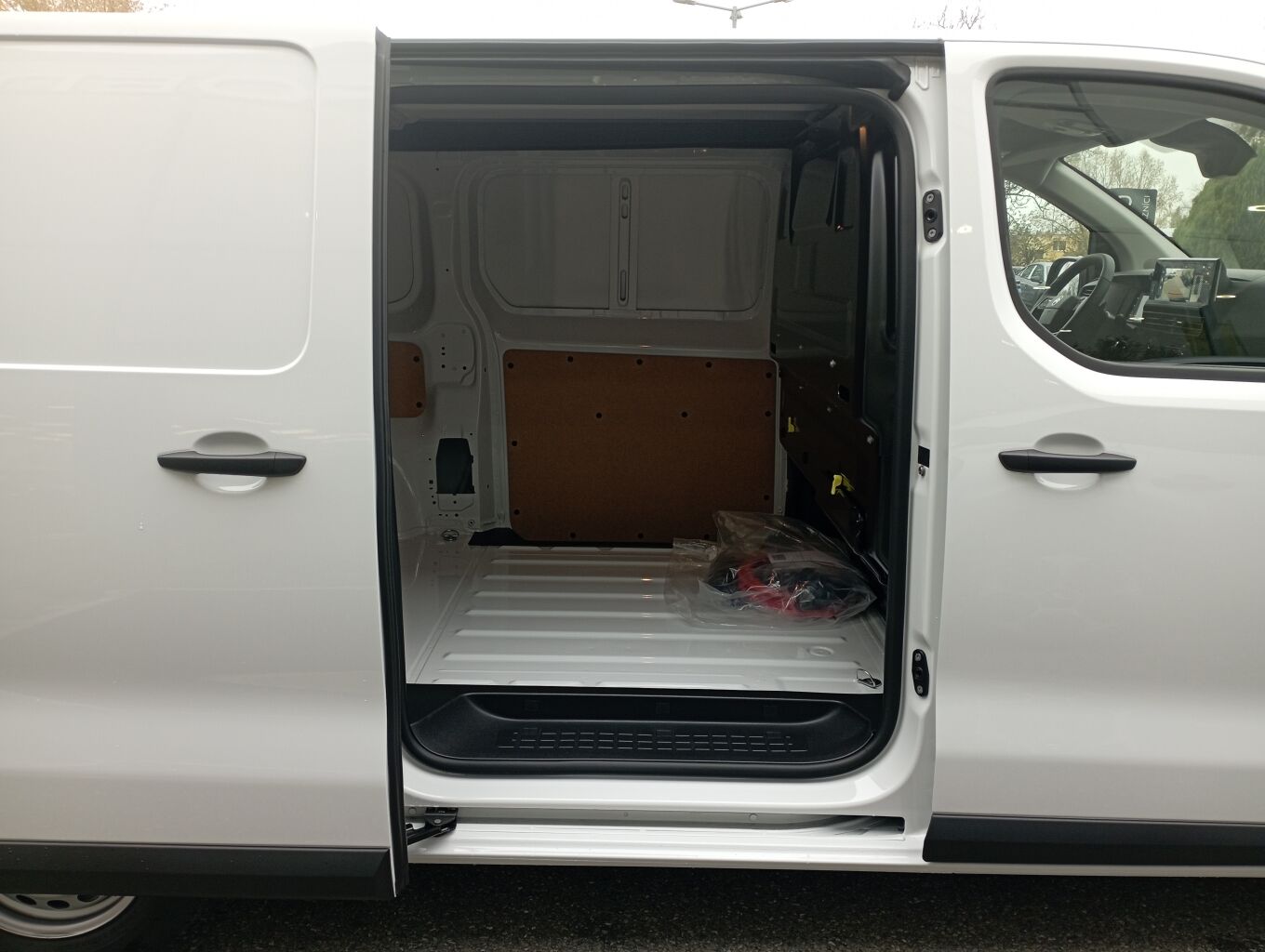 Foto vozidla Citroën ë-Jumpy 16