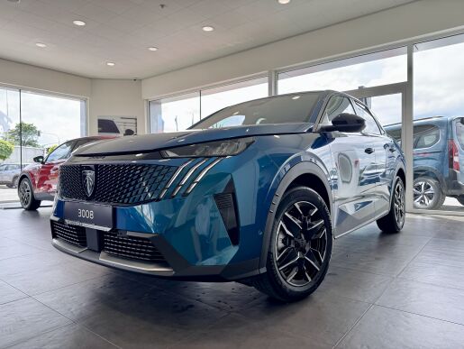 Peugeot 3008 ALLURE Hybrid 145k, Automat