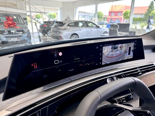 Peugeot 3008 ALLURE Hybrid 145k, Automat