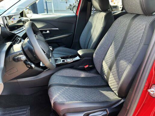 Peugeot 208 ALLURE PureTech 100k MAN6