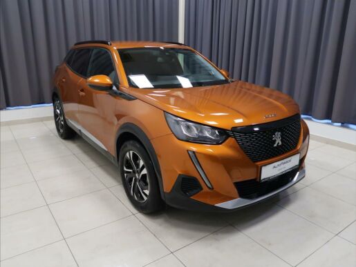Peugeot 2008 1,2 i ALLURE  PureTech 100