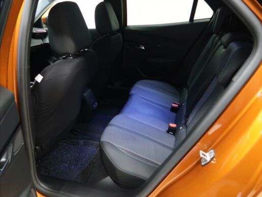 Peugeot 2008 1,2 i ALLURE  PureTech 100
