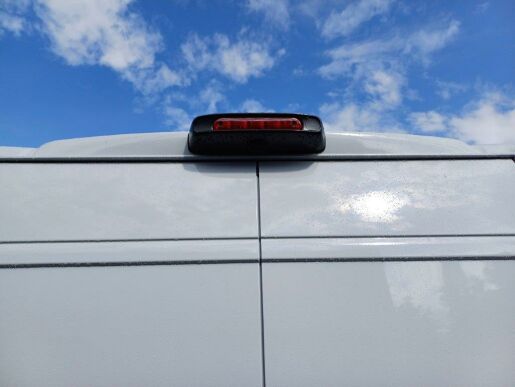 Peugeot Boxer 3300 L2H2 120k 7 let zár.