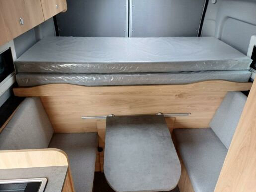 Peugeot Peugeot Boxer Obytný vůz Siesta 599