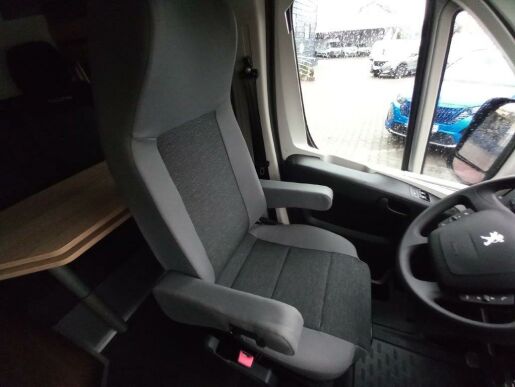 Peugeot Peugeot Boxer Obytný vůz Tripper 599