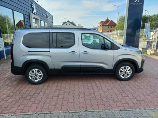Peugeot Rifter Long Allure 1.5 7 let zár.