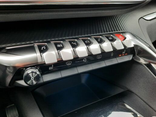 Peugeot 3008 ACTIVE PACK 1.5 BHDi 130k M6