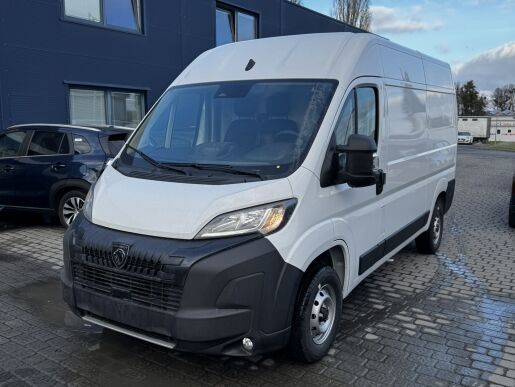 Peugeot Boxer Furgon 3300 L2H2 BlueHDi 120k S&S MAN6