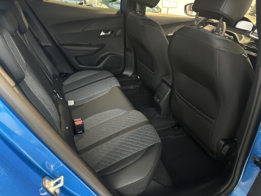 Peugeot 2008 ALLURE PureTech 100k MAN6