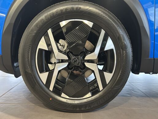 Peugeot 2008 ALLURE PureTech 100k MAN6
