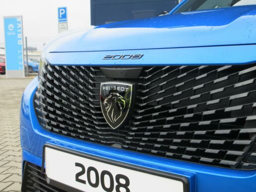 Peugeot 2008 STYLE PureTech 100 S&S MAN6