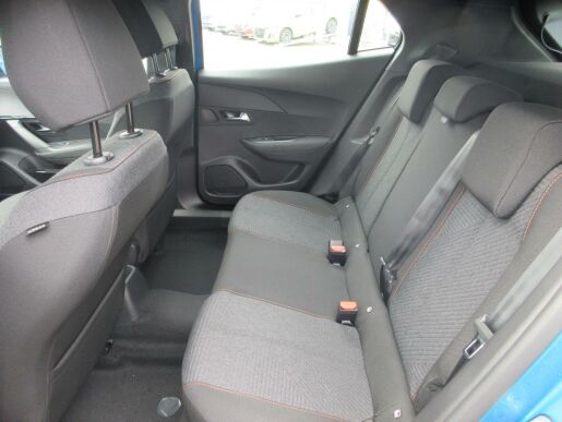Peugeot 2008 STYLE PureTech 100 S&S MAN6