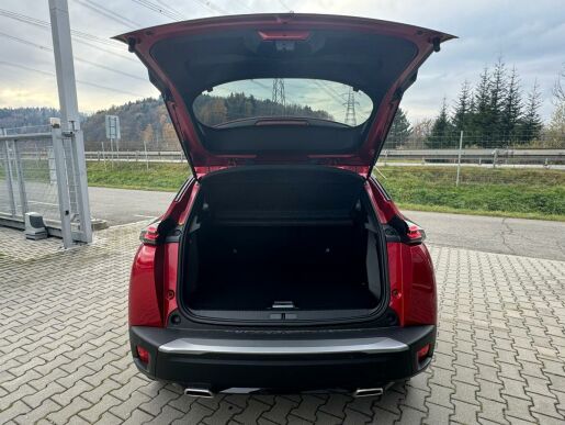 Peugeot 2008 ALLURE PureTech 130 S&S EAT8