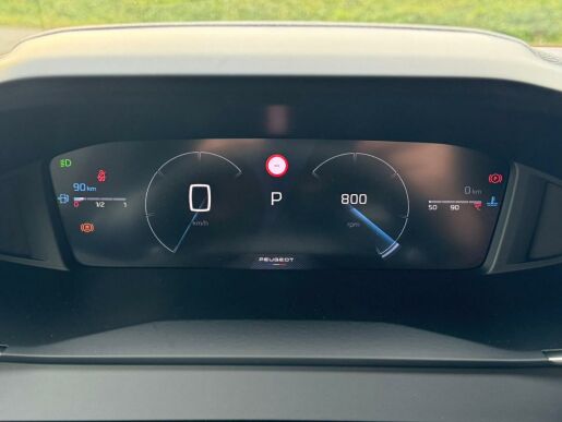 Peugeot 2008 ALLURE PureTech 130 S&S EAT8