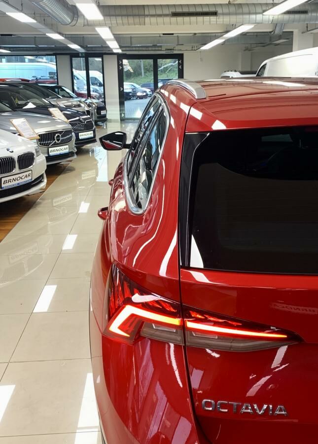 Foto vozidla Škoda Octavia 32